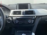 BMW Řada 3 (2018) 1.5i 318i, ČR, Advantage - náhled 12