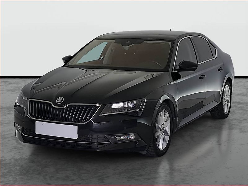 Škoda Superb (2019) Style 1.5 TSI, Kůže, Navi - fotka 2 z 16