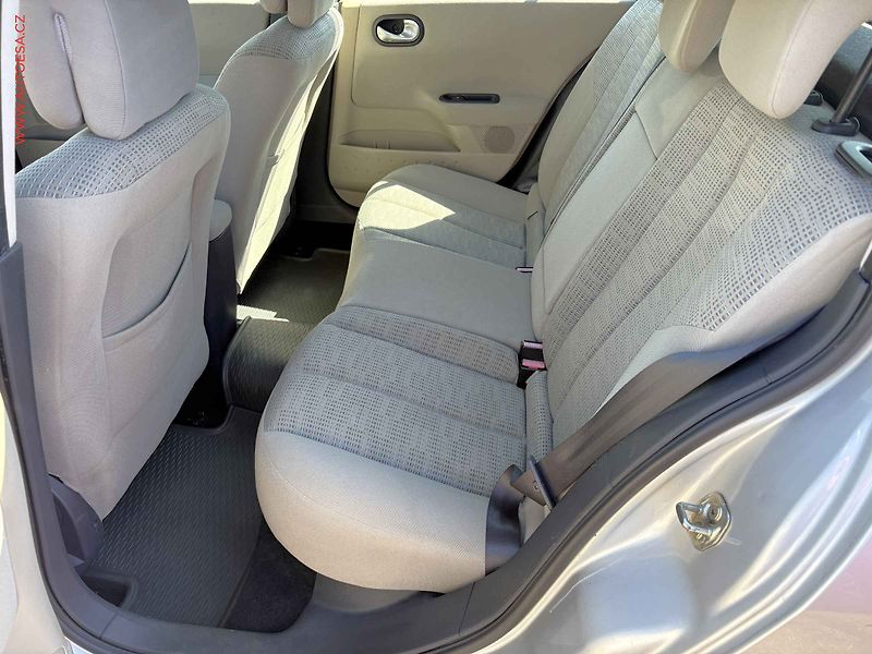 Renault Mégane (2006) 1.4i, ČR, AC, STK7/28 - fotka 10 z 13