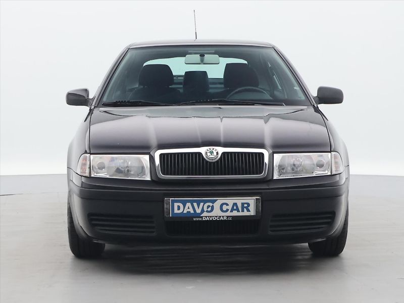 Škoda Octavia 1,6 MPI 75kW Tour Klima 2.Maj - fotka 2 z 26