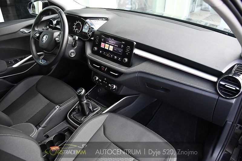 Škoda Fabia 1.0TSi STYLE 1M ČR - fotka 16 z 49