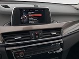 BMW X1 (2017) sDrive18d, Automat, Serv.kniha - náhled 12