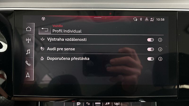Audi e-tron 55 AUT Quattro - fotka 23 z 26