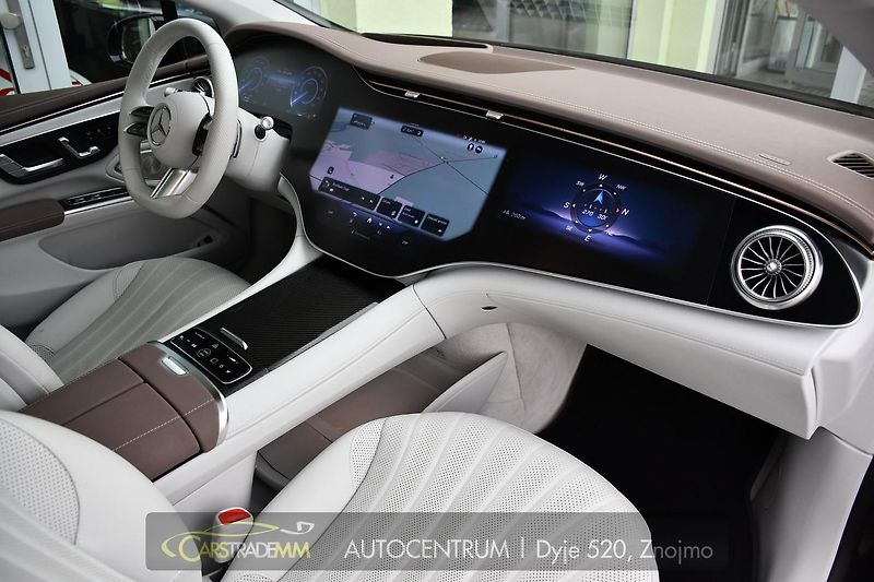 Mercedes-Benz EQS 580 4M HYPERSCREEN K360° 1M - fotka 15 z 59