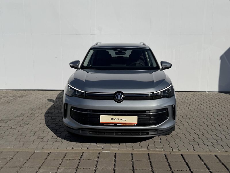 Volkswagen Tiguan (2025) People 7DSG mHEV 1,5eTSI - fotka 8 z 25