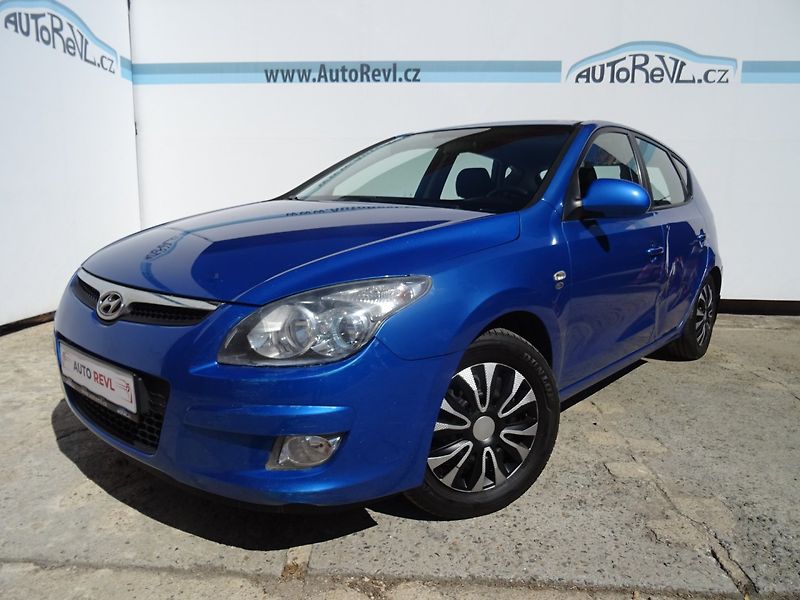 Hyundai i30 (2009) 1.4i,80kW,NovéČR,klima - fotka 2 z 21
