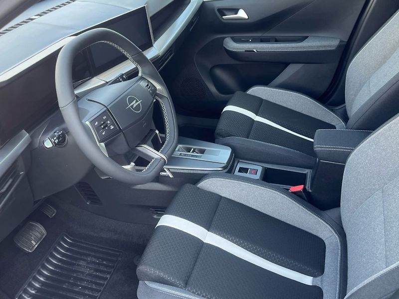 Opel Frontera (2026) GS Hybrid 1.2T (81kW/110k)) - fotka 6 z 21