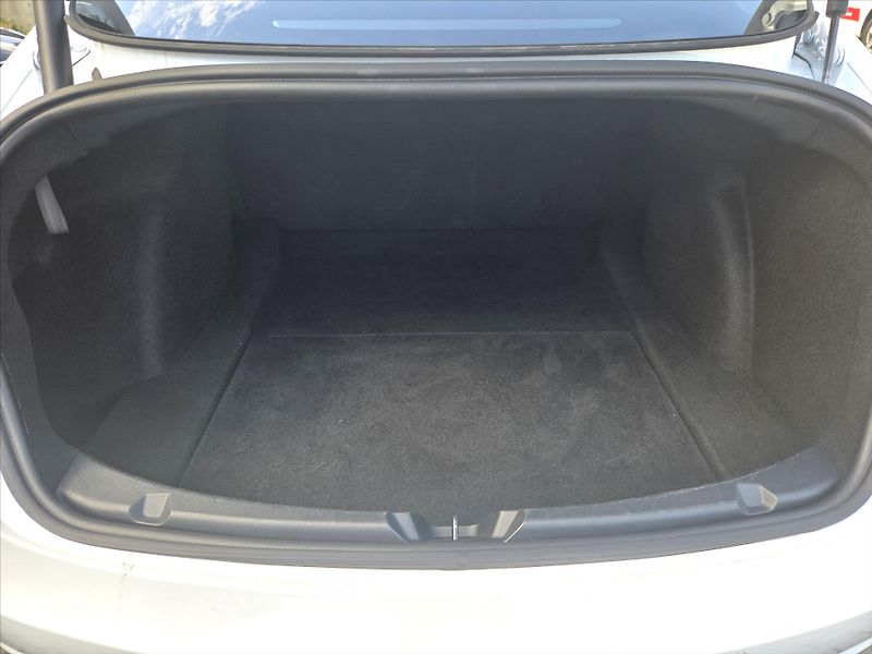 Tesla Model 3 0,0 LR 4x4 SOH 91% NEHAVAR. 1. - fotka 13 z 21