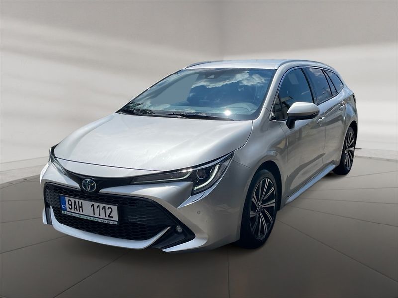 Toyota Corolla 1,8 Hyb.Comfort AT - fotka 3 z 11