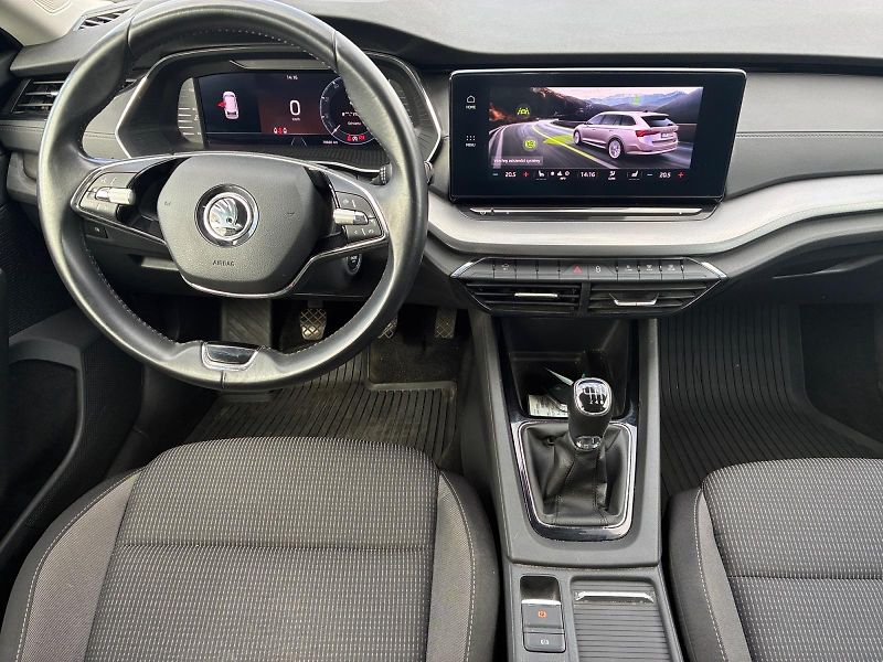 Škoda Octavia (2022) AMBITION 1.5TSI 110kW CZ DPH - fotka 10 z 11