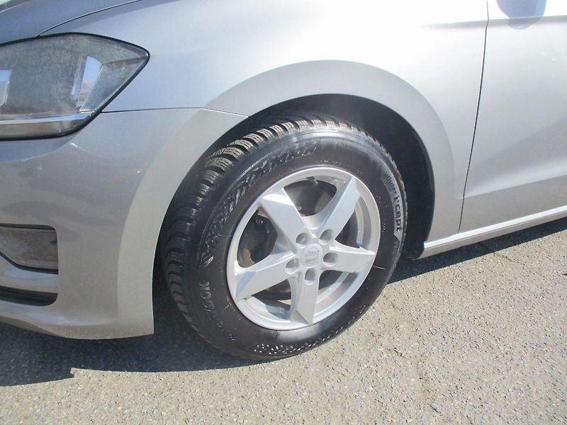 Volkswagen Golf Sportsvan 1.2TSi 81kW 95TKM 6st.MAN.P - fotka 23 z 45