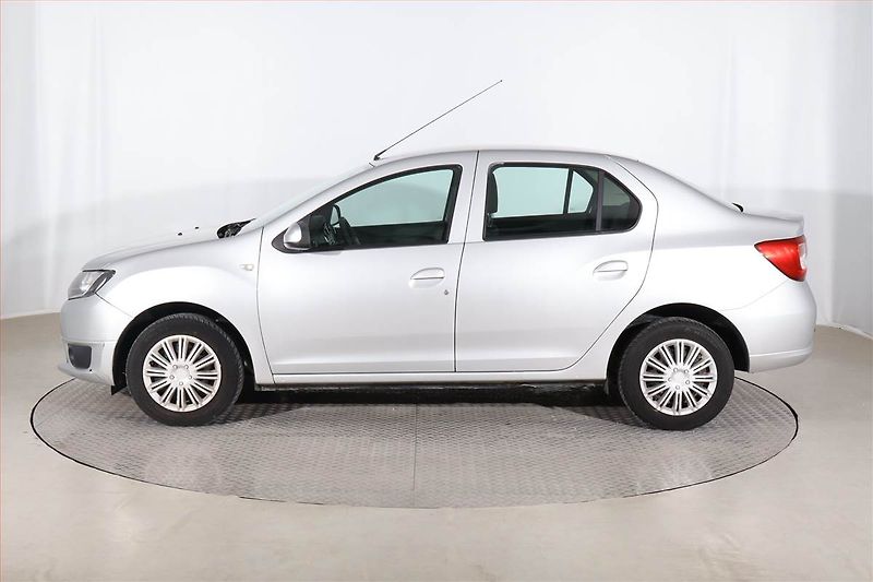 Dacia Logan (2016) 1.2 16V, Park. senzory - fotka 3 z 16