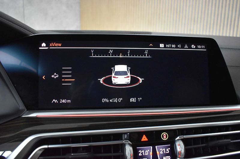 BMW X7 xD40d ///M*LASER*VZDUCH*HK*DPH - fotka 35 z 74