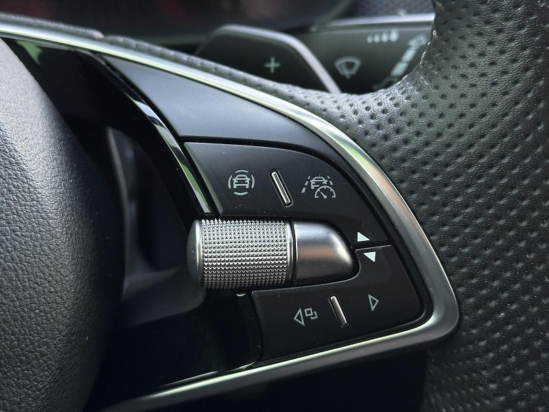 Škoda Scala 1.0TSi DSG 116PS Monte Carlo M - fotka 21 z 43