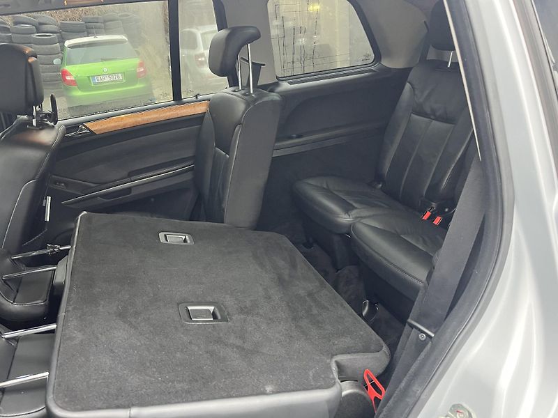 Mercedes-Benz GL (2006) 500 LPG 285 Kw 7 MÍST AKCE!! - fotka 13 z 15