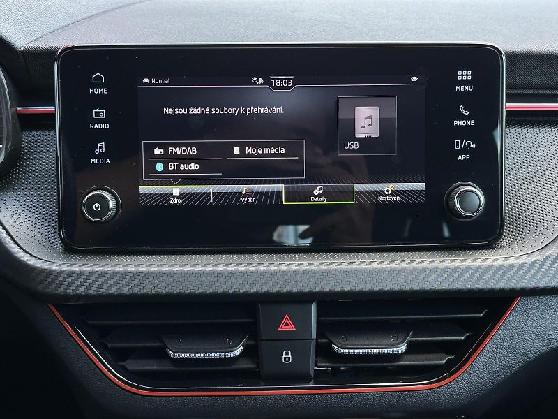 Škoda Scala 1.5TSi Monte Carlo 150PS KAMER - fotka 15 z 33