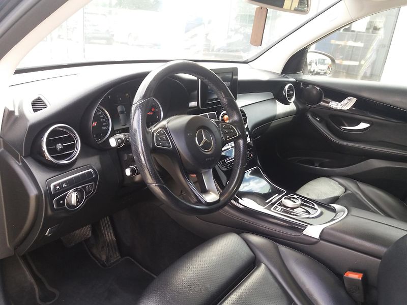 Mercedes-Benz GLC 2.2CDi,4x4,NAVI,KŮŽE,PANORAMA! - fotka 10 z 22