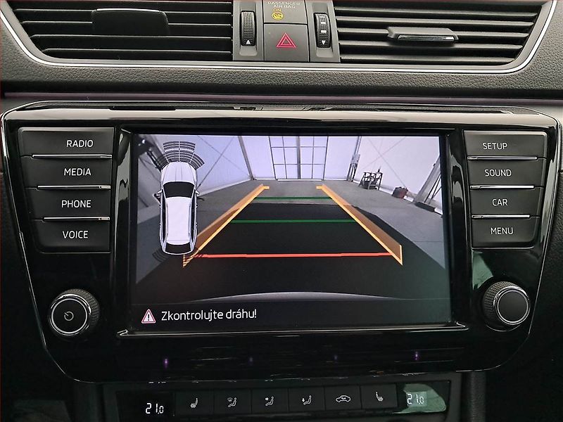 Škoda Superb (2016) Style 2.0 TDI 4x4, 4X4 - fotka 15 z 23