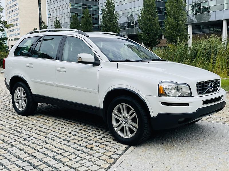 Volvo XC90 2.4D5 4x4 AUT VÝHŘEV SENZORY - fotka 10 z 40