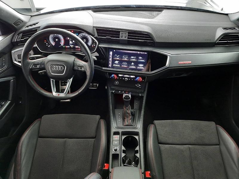 Audi Q3 (2022) 40 TDI quattro (147kW/200k) S - fotka 5 z 23