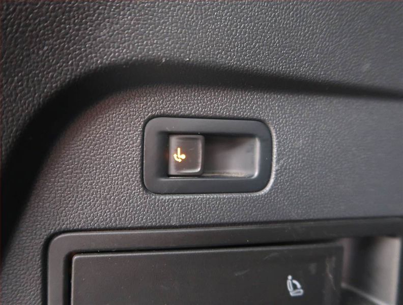 Volkswagen Tiguan Allspace (2019) R-Line 2.0 TSI - fotka 25 z 25