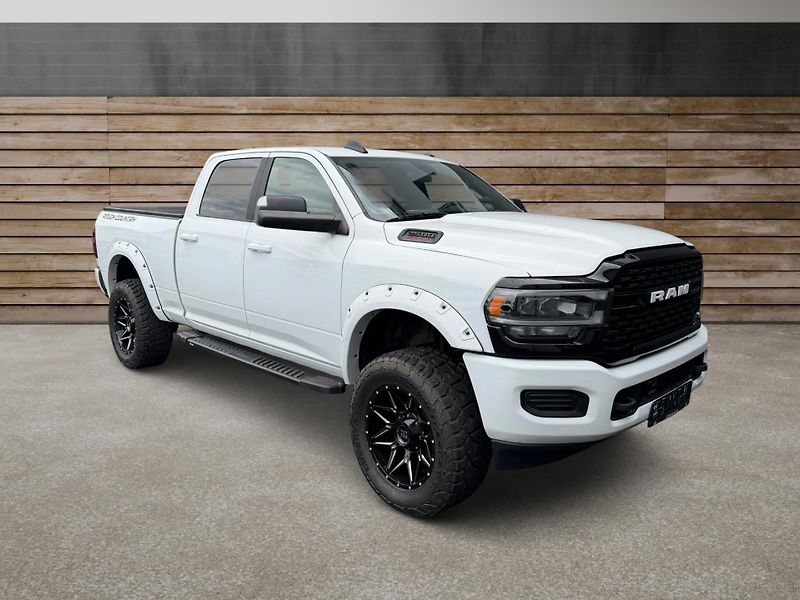 Dodge RAM (2022) +2500+HEMI+OFFROAD PAKET+ - fotografie inzerátu