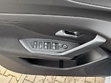 Peugeot 308 (2025) SW STYLE Hybrid e-DCS6 - náhled 27