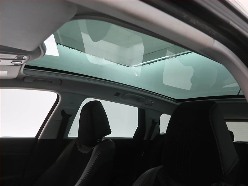 Peugeot 308 (2016) 2.0 BlueHDi, Navi, Tempomat - fotka 23 z 23