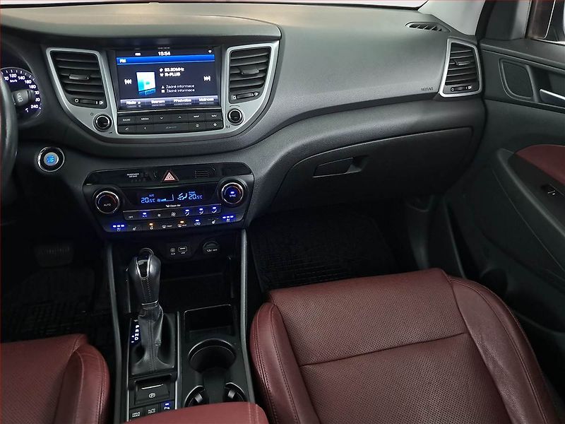 Hyundai Tucson (2015) 2.0 CRDi, 4X4, Automat - fotka 8 z 16