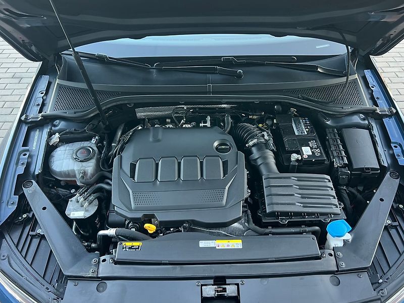 Volkswagen Passat - fotka 48 z 50