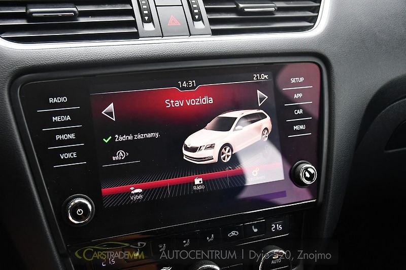 Škoda Octavia 2.0TDi STYLE EXTRA TAŽNÉ - fotka 35 z 47