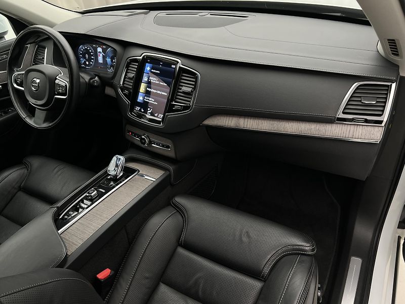 Volvo XC90 T8 AWD INSCRIPTION RECHARGE CZ - fotka 23 z 47