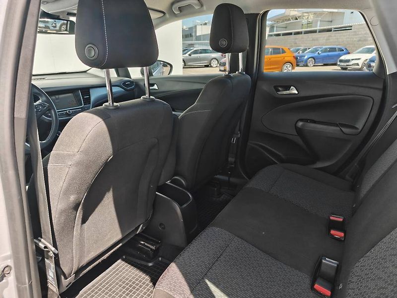 Opel Crossland X Edition MT6 1,2 TURBO - fotka 7 z 22