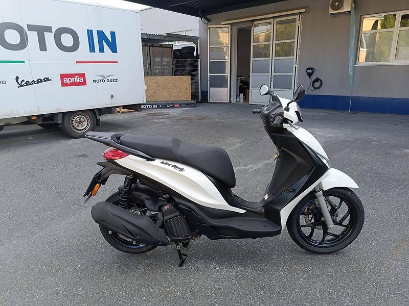 Piaggio Medley 125 (2026) S Bianco Luna - fotka 8 z 11