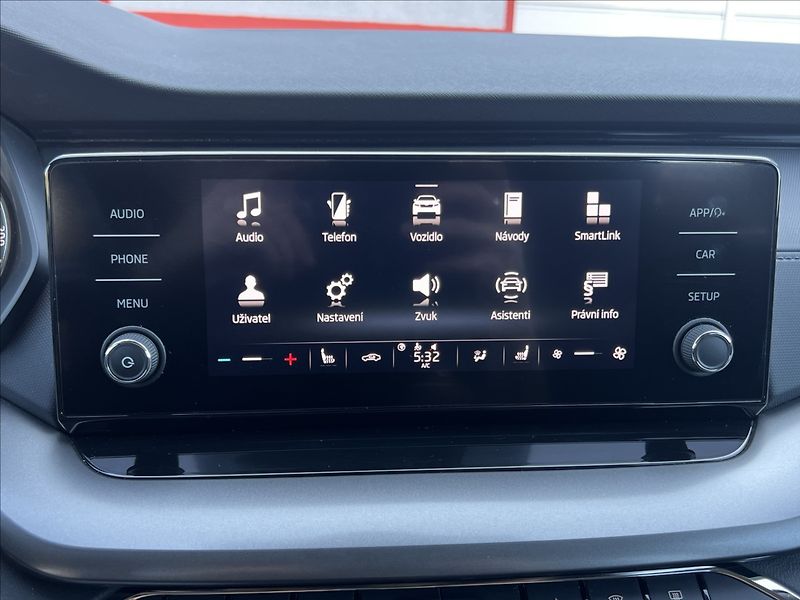 Škoda Octavia 2,0 TDI 85kW Active Combi - fotka 30 z 37