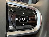 Volvo XC60 B4 AWD PLUS DARK AT8, ČR - náhled 22