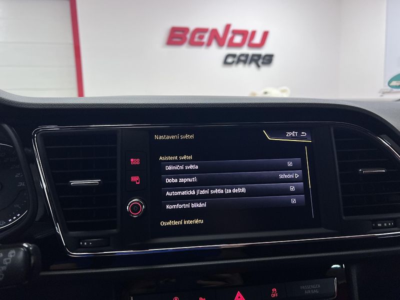 Seat Leon Cupra 300, 221 kW, REZERVACE - fotka 25 z 34