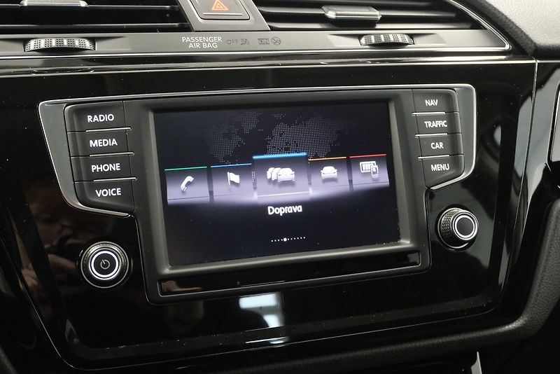 Volkswagen Touran - fotka 18 z 22