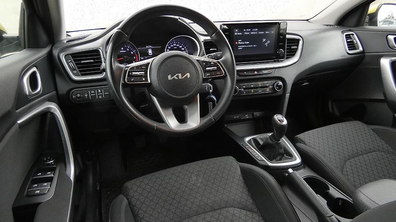 Kia Ceed 1.5 T-GDI Fresh - fotka 5 z 22