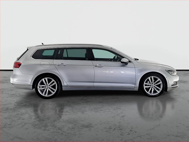 Volkswagen Passat (2015) Highline 2.0 TDI, Kůže, Navi - fotka 6 z 22