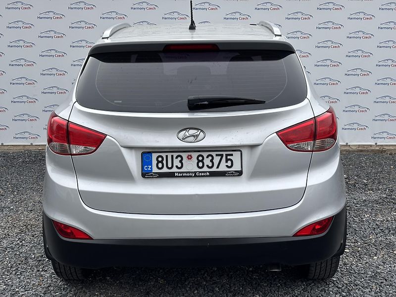 Hyundai ix35 (2015) 2.0GDI, 122kW, ČR - fotka 7 z 16