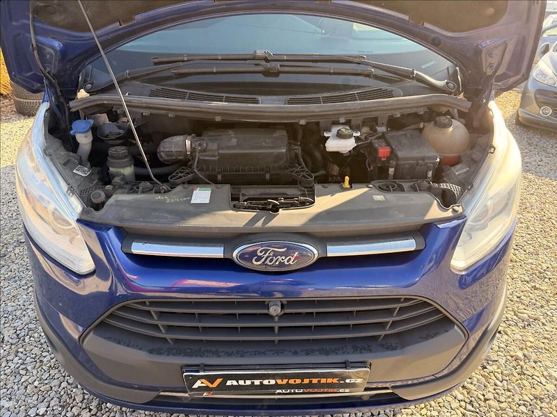 Ford Transit Custom 2,0 125kW 5MÍST WEBASTO DPH TZ - fotka 30 z 30