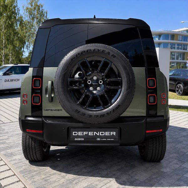 Land Rover Defender (2026) 110 D200 S - fotka 4 z 25