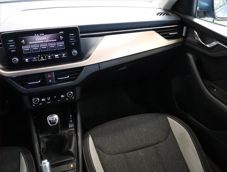 Škoda Kamiq (2020) Ambition 1.0 TSI, ČR,1.maj - fotka 8 z 26