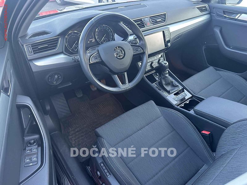Škoda Superb (2017) 2.0TDi, 2.maj,ČR, servis - fotka 3 z 3
