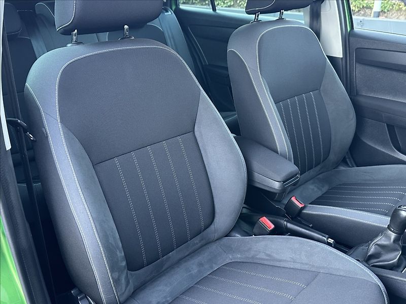 Škoda Fabia 1,0 TSI 110PS  Style Plus - fotka 17 z 53