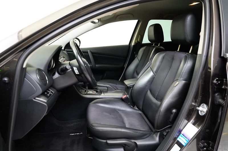 Mazda 6 - fotka 11 z 22