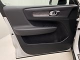 Volvo XC40 D4 AWD R-DESIGN AUT  - náhled 7