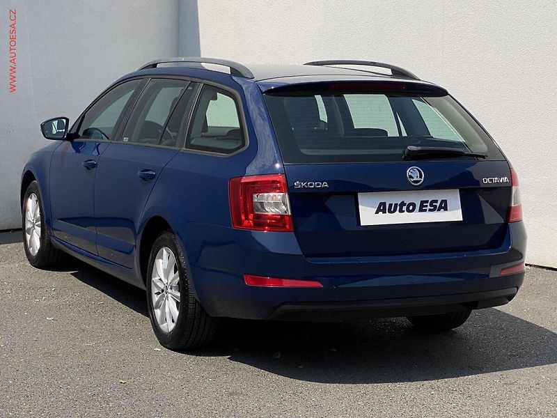 Škoda Octavia (2015) 1.6 TDI, ČR, AC, temp - fotka 6 z 16