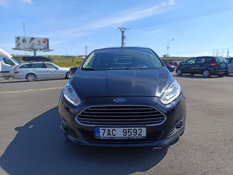 Ford Fiesta (2014) - fotka 2 z 33